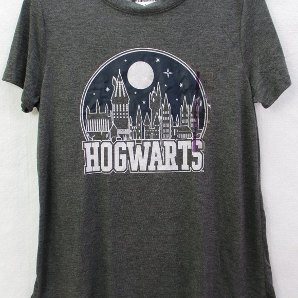 Harry Potter Tops - Harry Potter Tee XL #F1-133